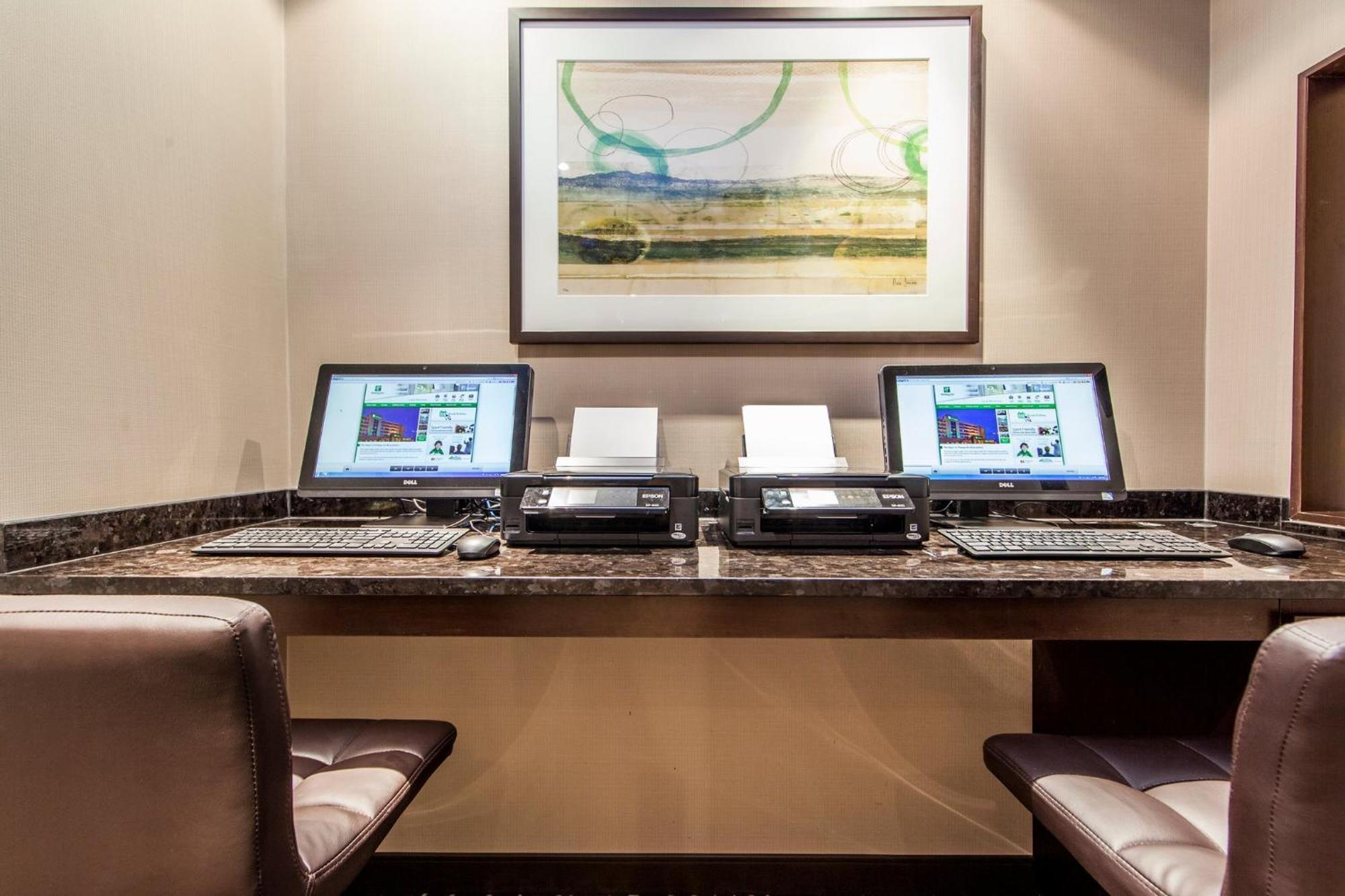 Holiday Inn Laval Montreal By Ihg Extérieur photo